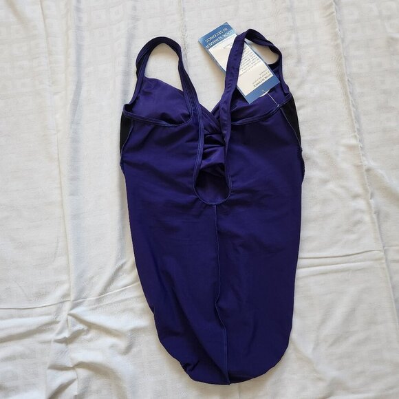 Croft & Barrow Body Sculptor Womens Swimsuit Size 18 Purple Soft Cup Ruched Slim - Picture 4 of 4